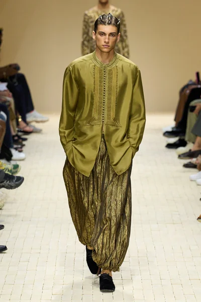 Look 69